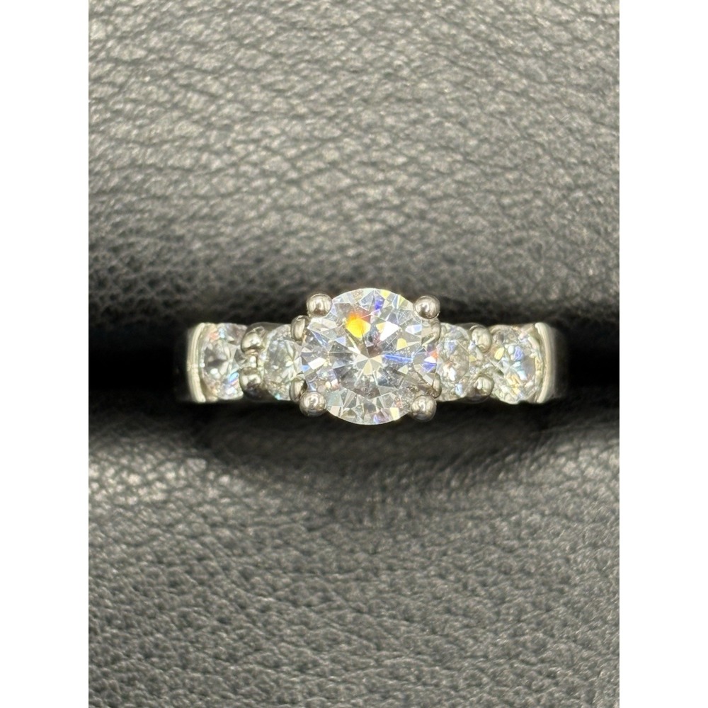 EUC Sterling Silver 5-Stone Cubic Zirconia Ring Size 6.25 4 Grams D14